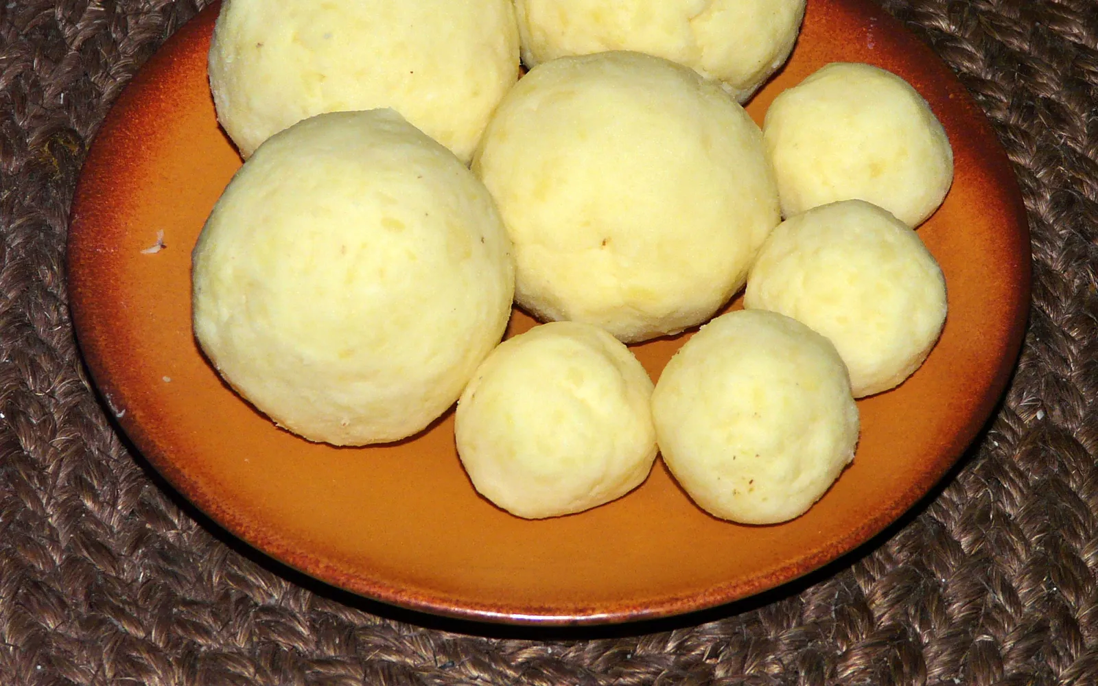 6 อาหารและของกินเมลค์ ออสเตรีย ที่ต้องลอง — แอปริคอต Wachau ชนิดอร่อยที่สุดในโลก