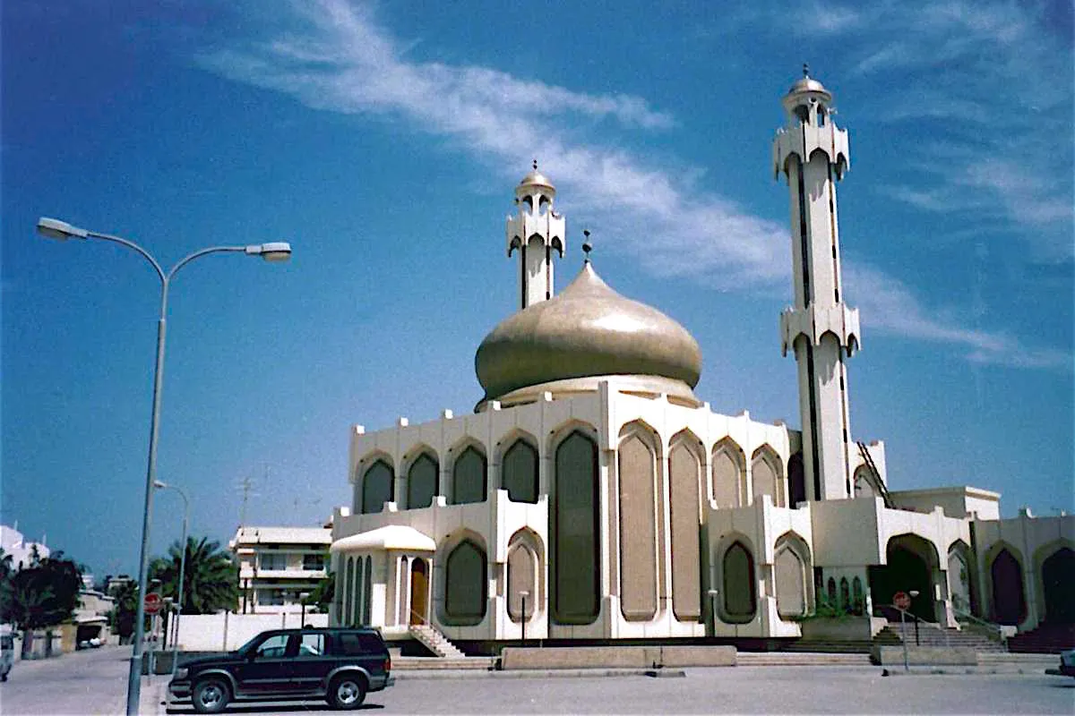 บรรยากาศย่านแอดลิยา (Adliya) ในมานามา