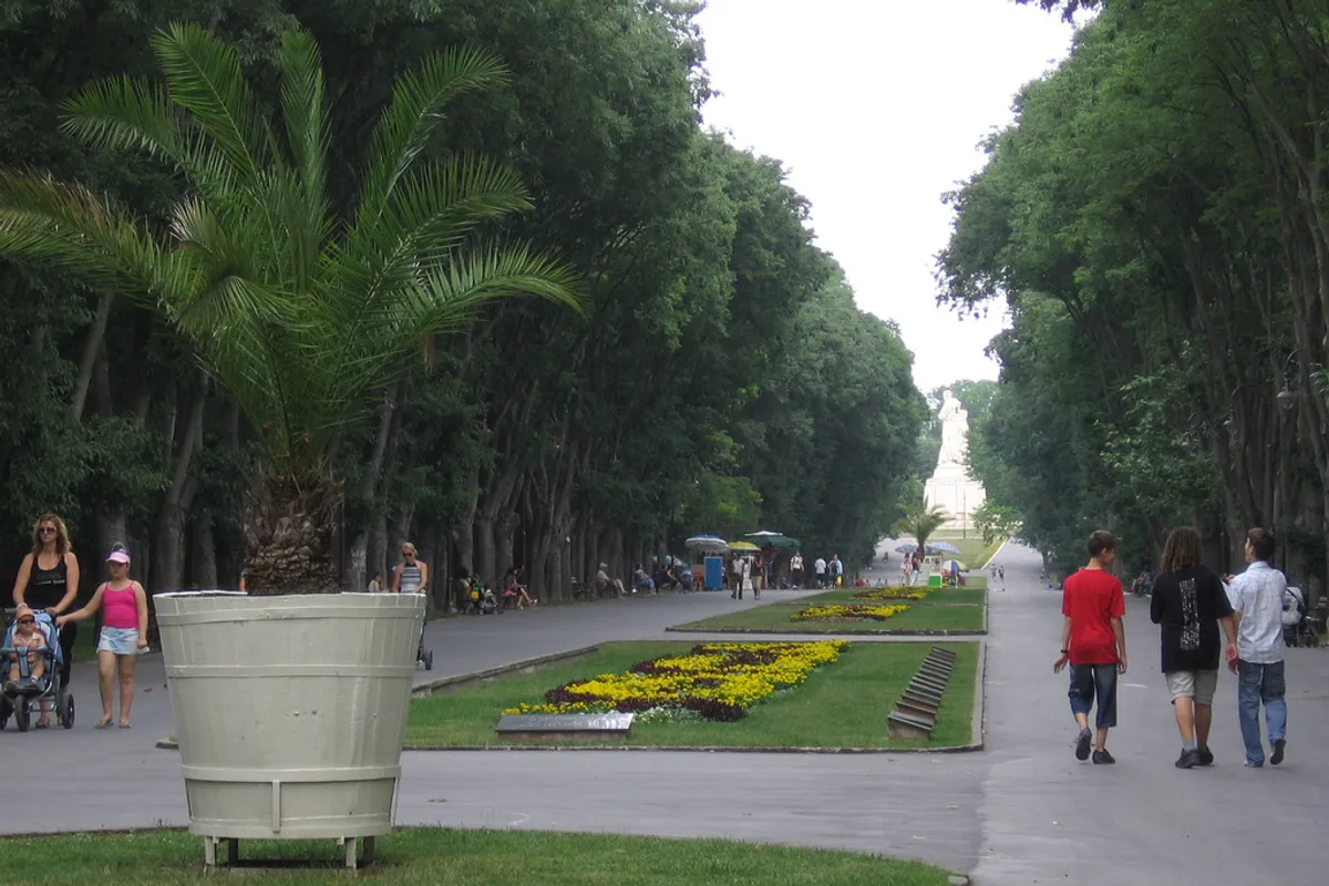 บรรยากาศย่านย่านสวนทะเล (Sea Garden) ในวาร์นา
