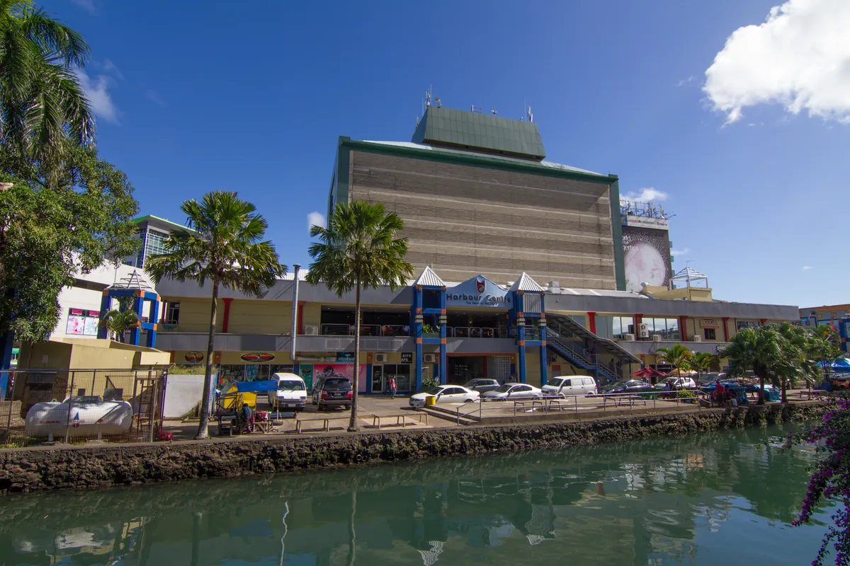 บรรยากาศย่านริมอ่าว Victoria Parade / ย่านใจกลางเมือง ในสุวะ
