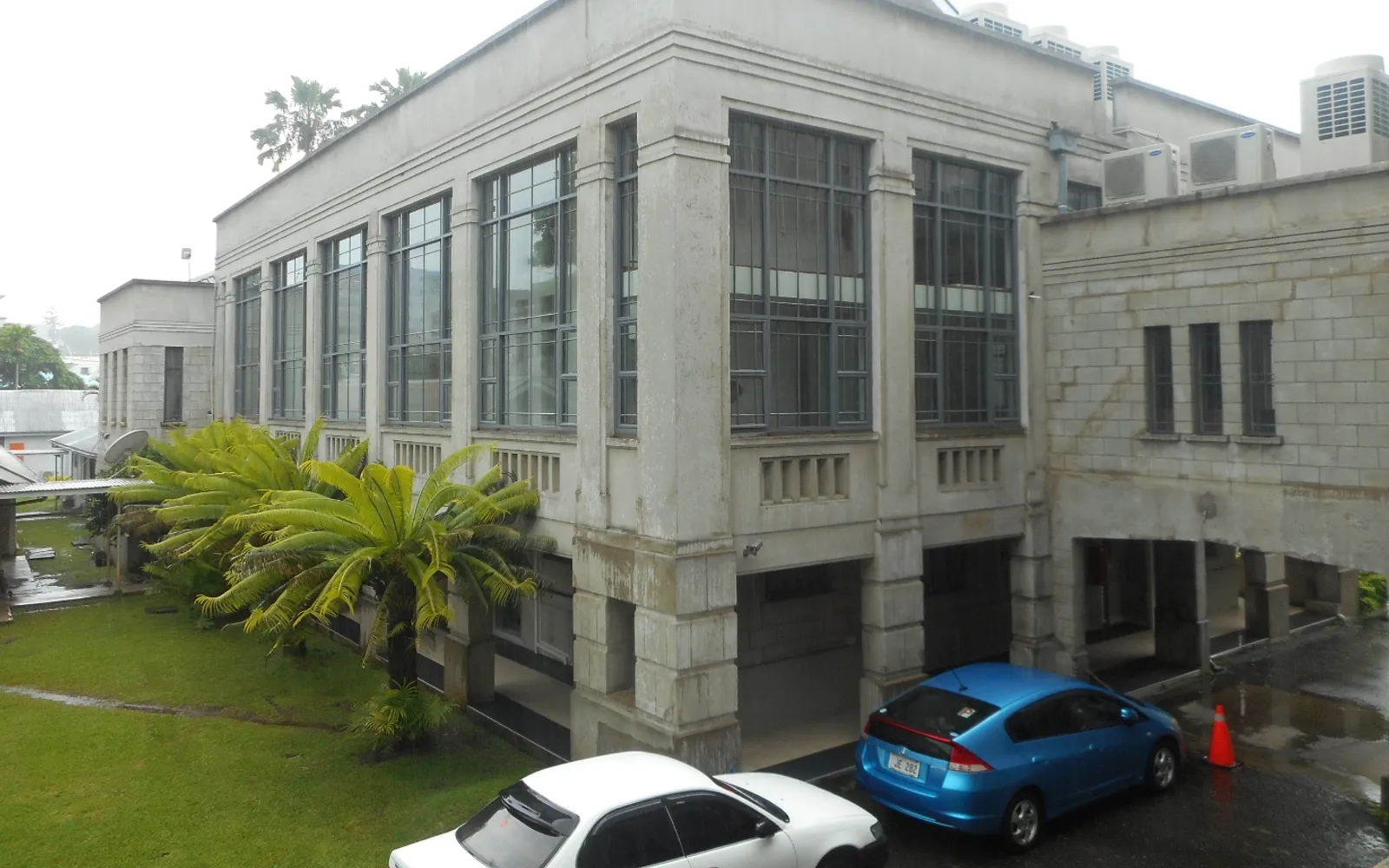 ห้องประชุมรัฐสภาฟิจิที่ออกแบบผสมงานศิลป์ท้องถิ่น