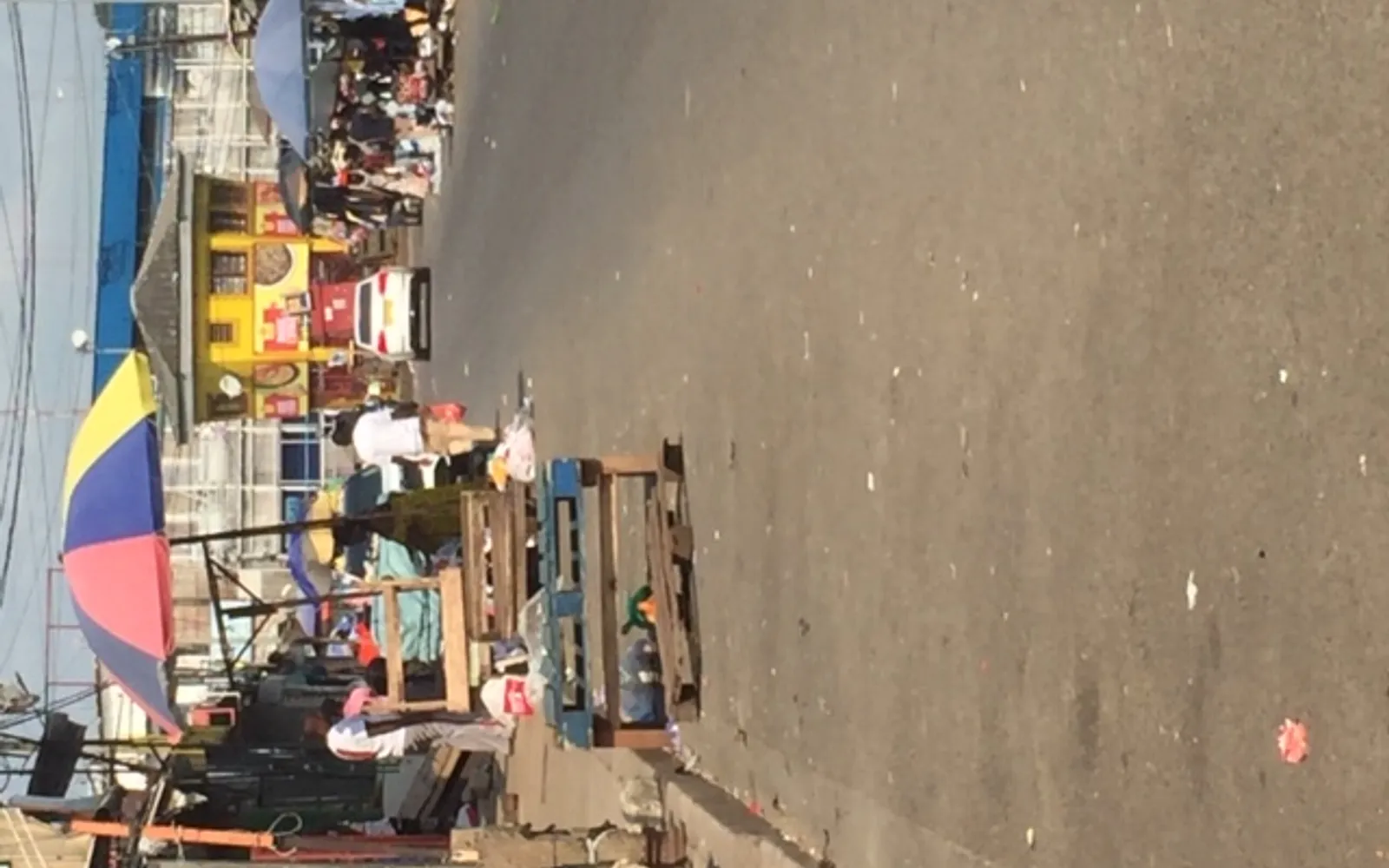 ตลาดมงต์-บูเอต์ ตลาดใหญ่ที่สุดของกาบอง