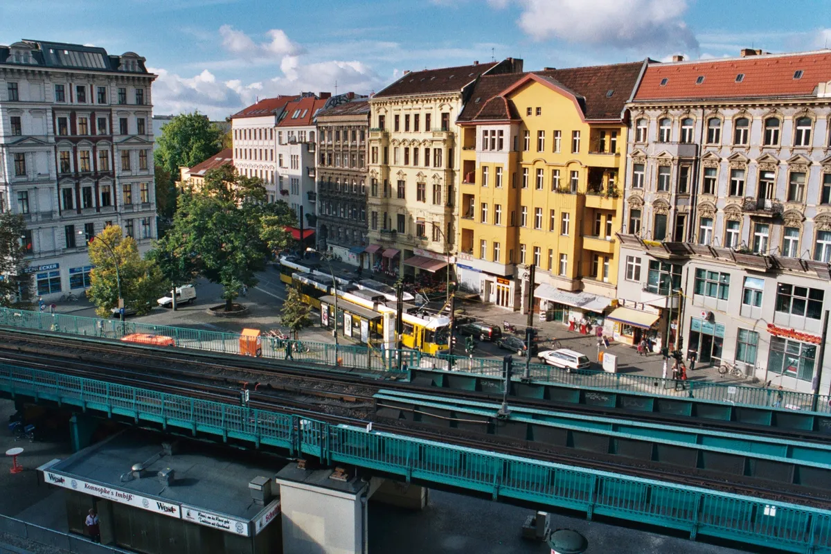 บรรยากาศย่านเพรนซ์เลาเออร์แบร์ก (Prenzlauer Berg) ในเบอร์ลิน
