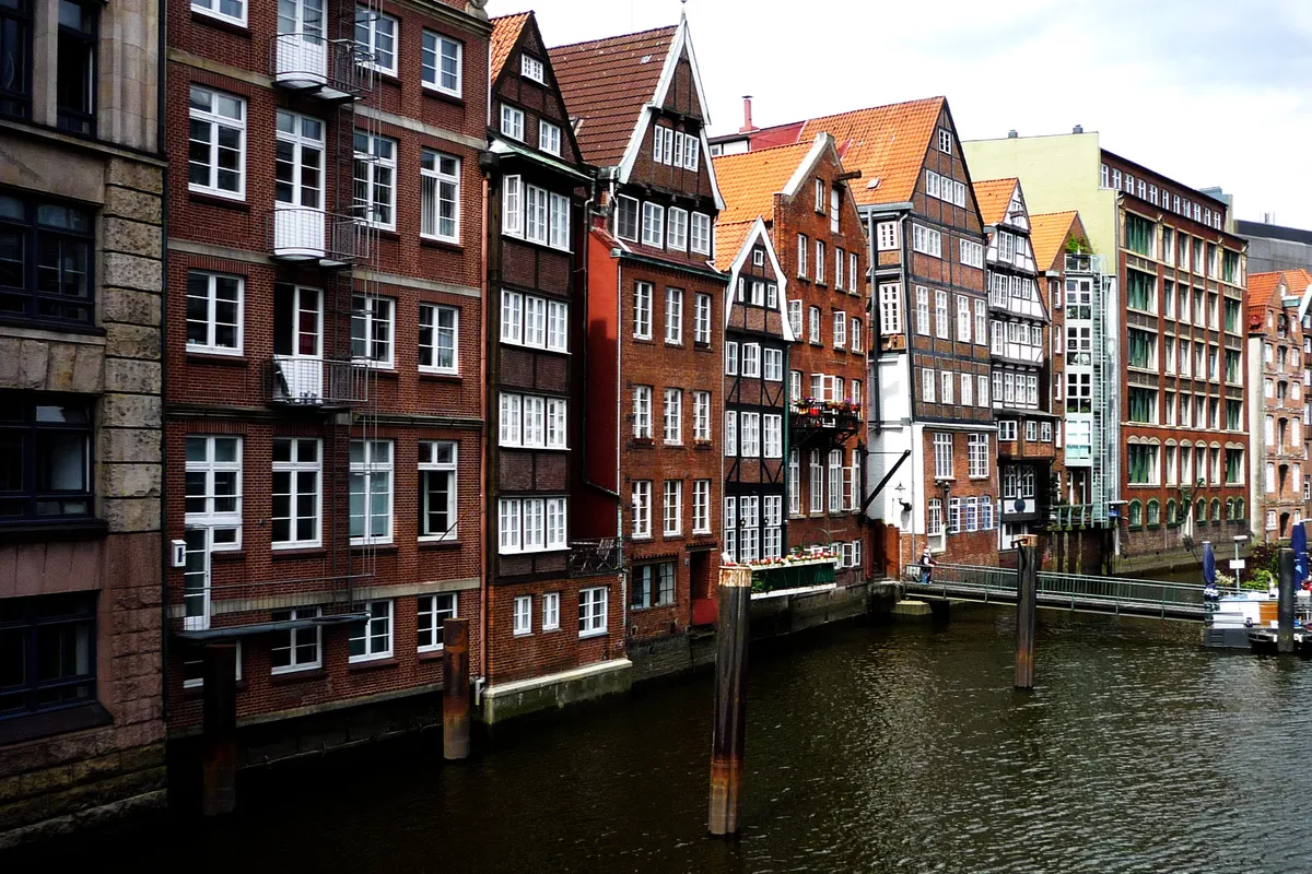 บรรยากาศย่านAltstadt & Neustadt (ใจกลางเมือง) ในฮัมบูร์ก