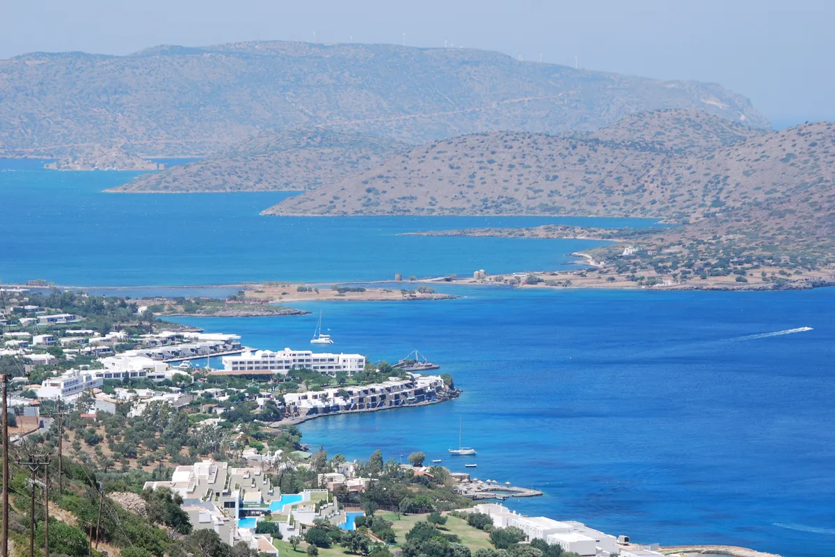 บรรยากาศย่านเอลูนดา & อาโยส นิโคลาออส (Elounda & Agios Nikolaos) ในครีต
