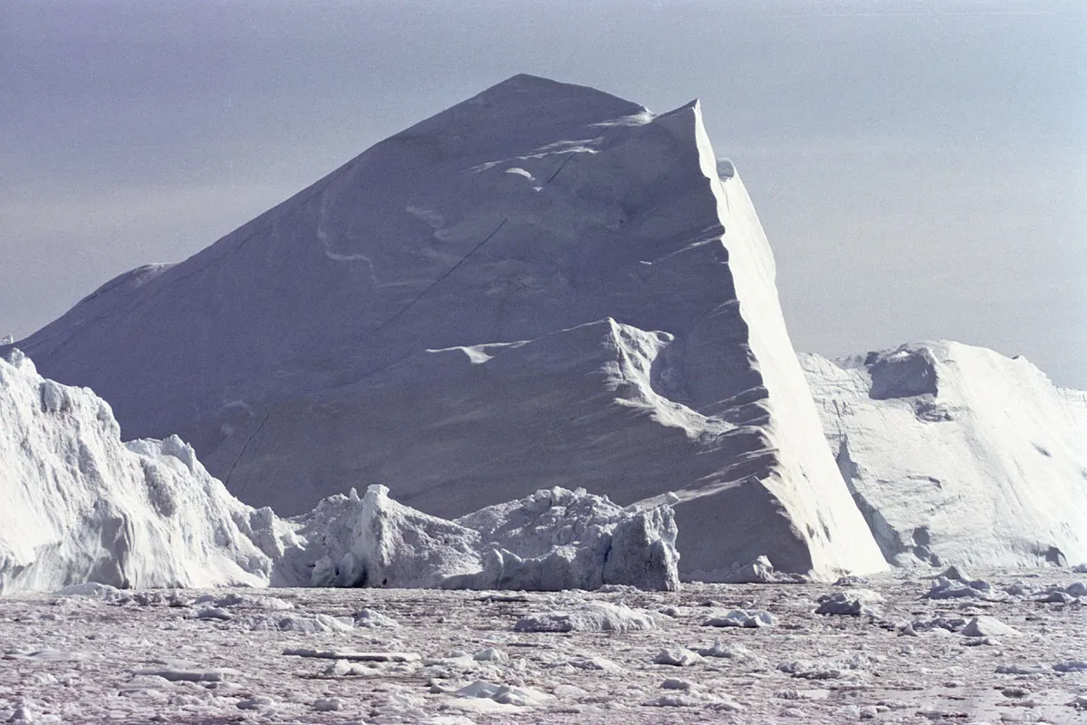 บรรยากาศย่านใกล้ทางเข้าฟยอร์ด (Sermermiut) ในอีลูลิสซัต