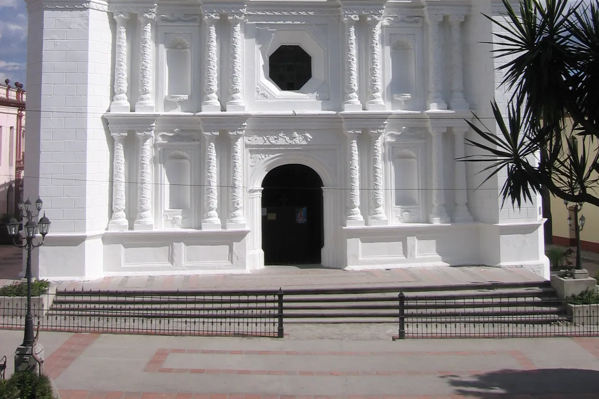 บรรยากาศย่านรอบนอกเมือง / ทุ่งกาแฟ ในโคปัน