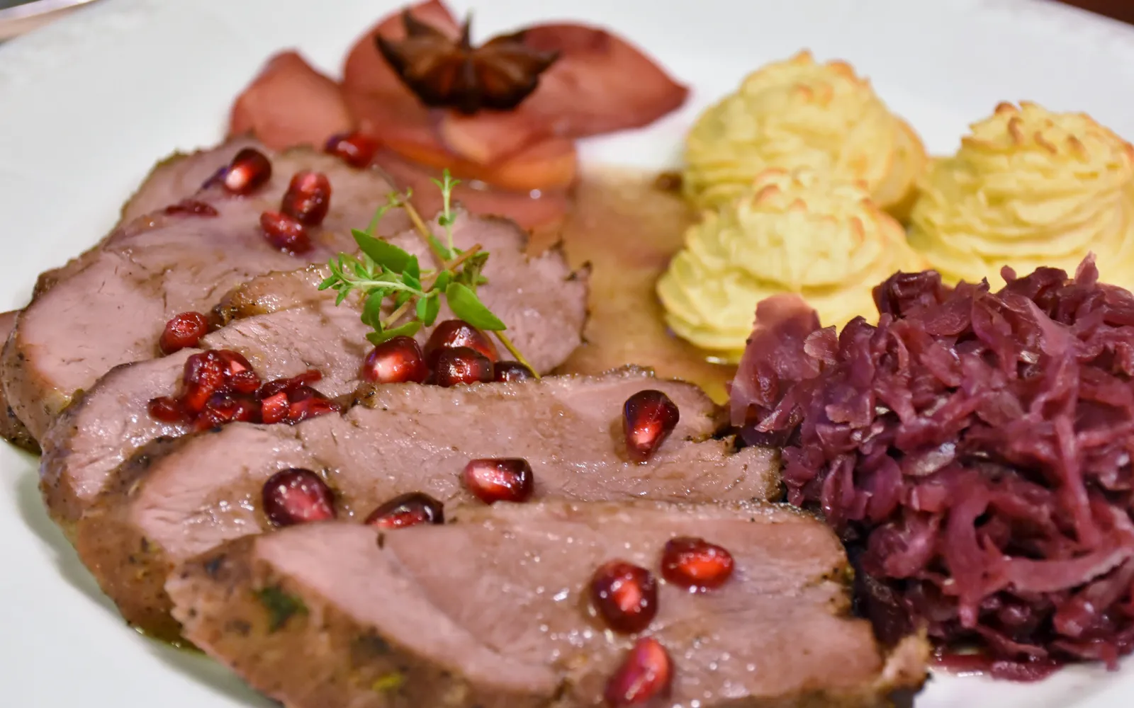 ของกินหว่านไจ๋ ฮ่องกง: 5 ร้านอาหารดีที่ควรรู้จัก
