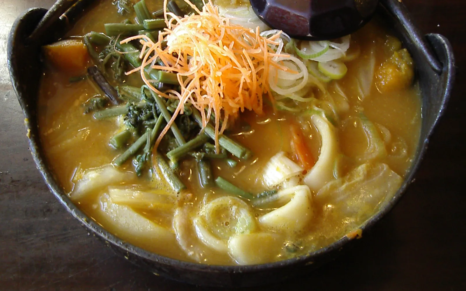 6 อาหารและของกินคาวากุจิโกะ ที่ต้องลองให้ได้ก่อนกลับ — รสชาติแห่งยามานาชิ