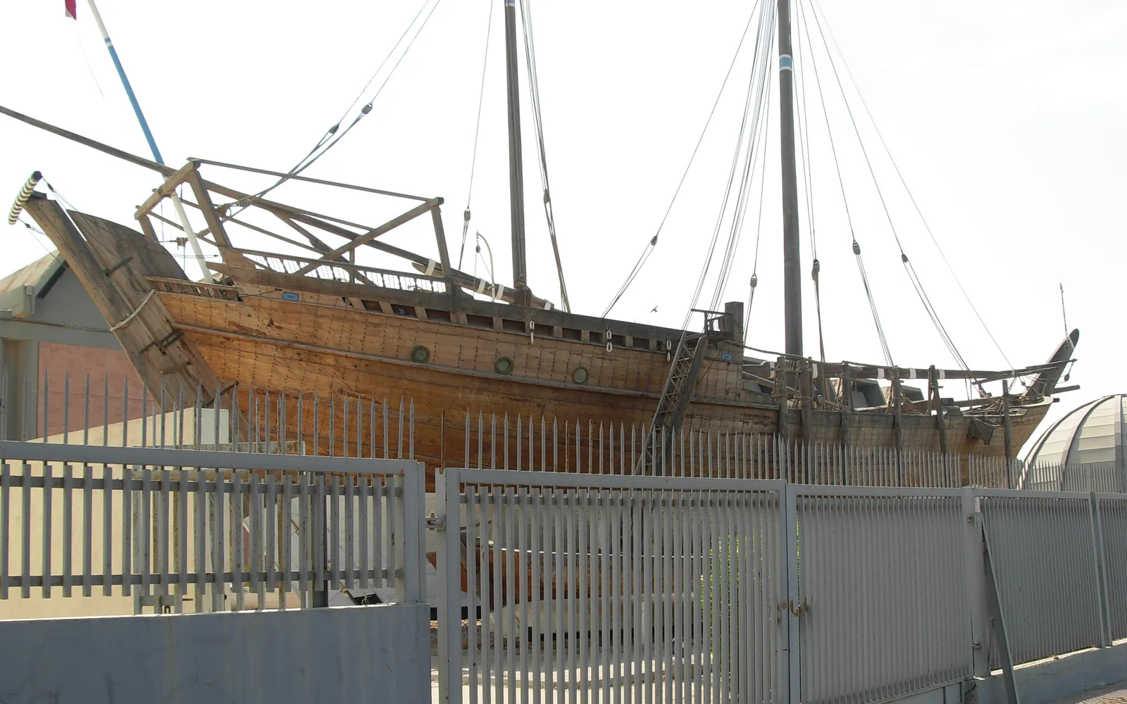 เรือสำเภาดั้งเดิม Al Muhallab ในพิพิธภัณฑ์แห่งชาติคูเวต