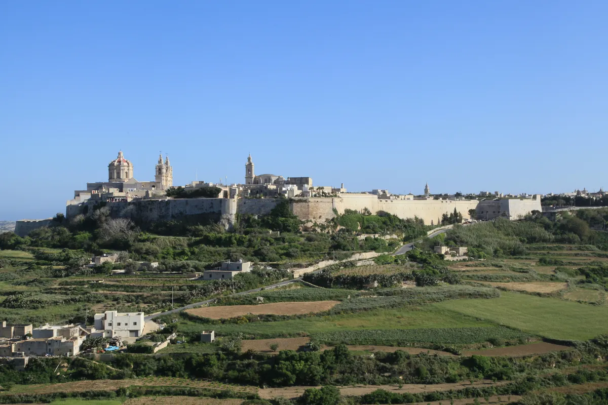 บรรยากาศย่านในกำแพงเมืองมดีนา (Mdina) ในมดีนา