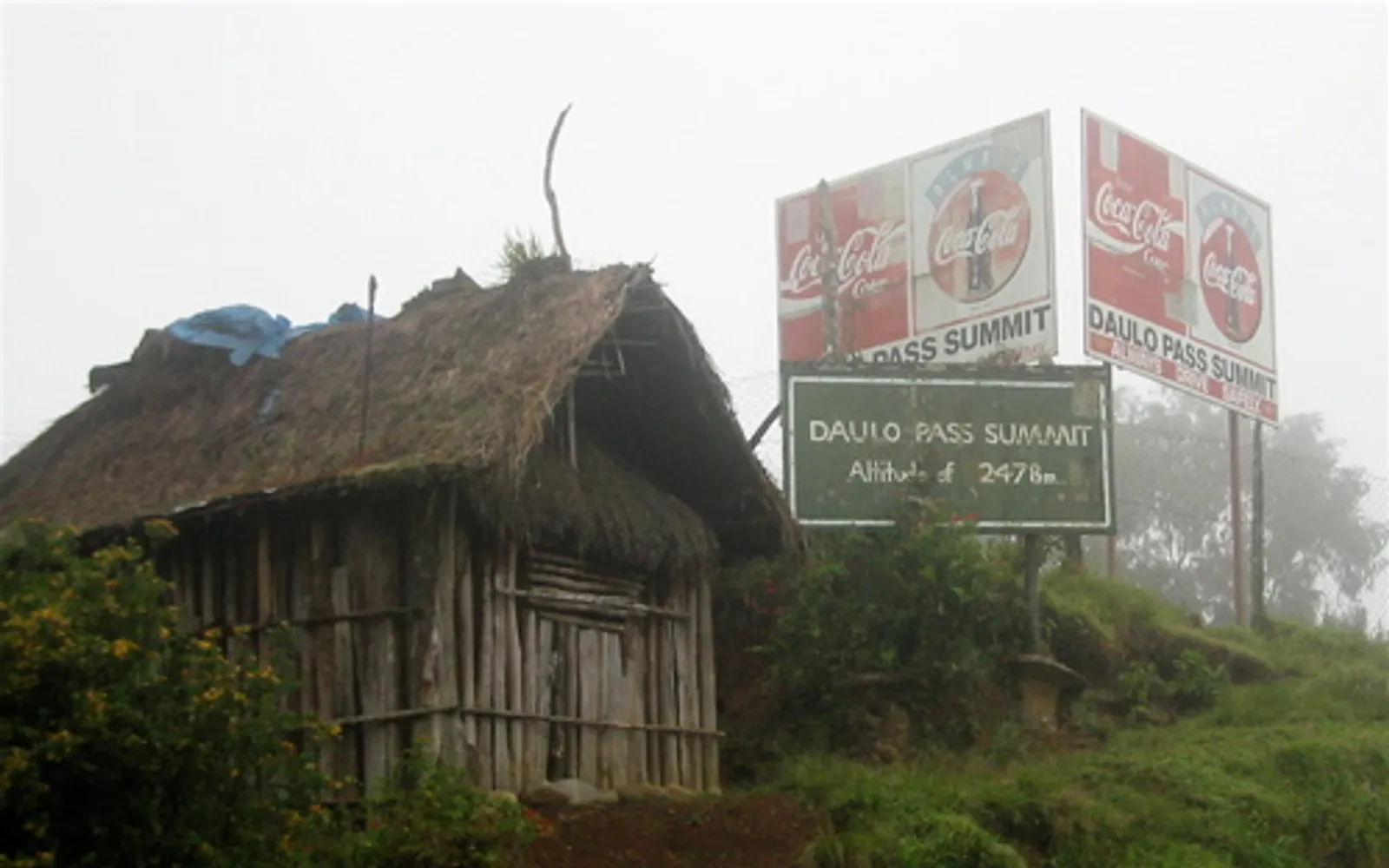 ถนน Highlands Highway ทอดผ่านภูมิทัศน์ที่ราบสูงปาปัวนิวกินี