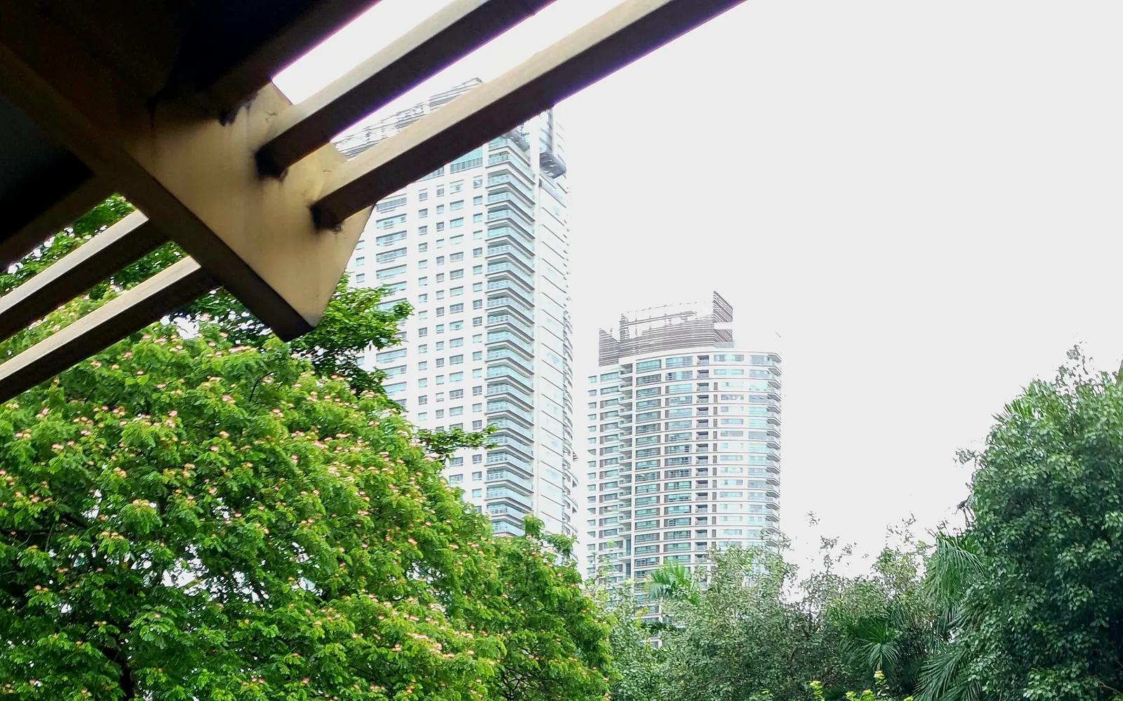 7 ที่เที่ยวมาคาติ มะนิลา — กรีนเบลต์ พิพิธภัณฑ์ โปบลาซิออน ตลาดวีคเอนด์
