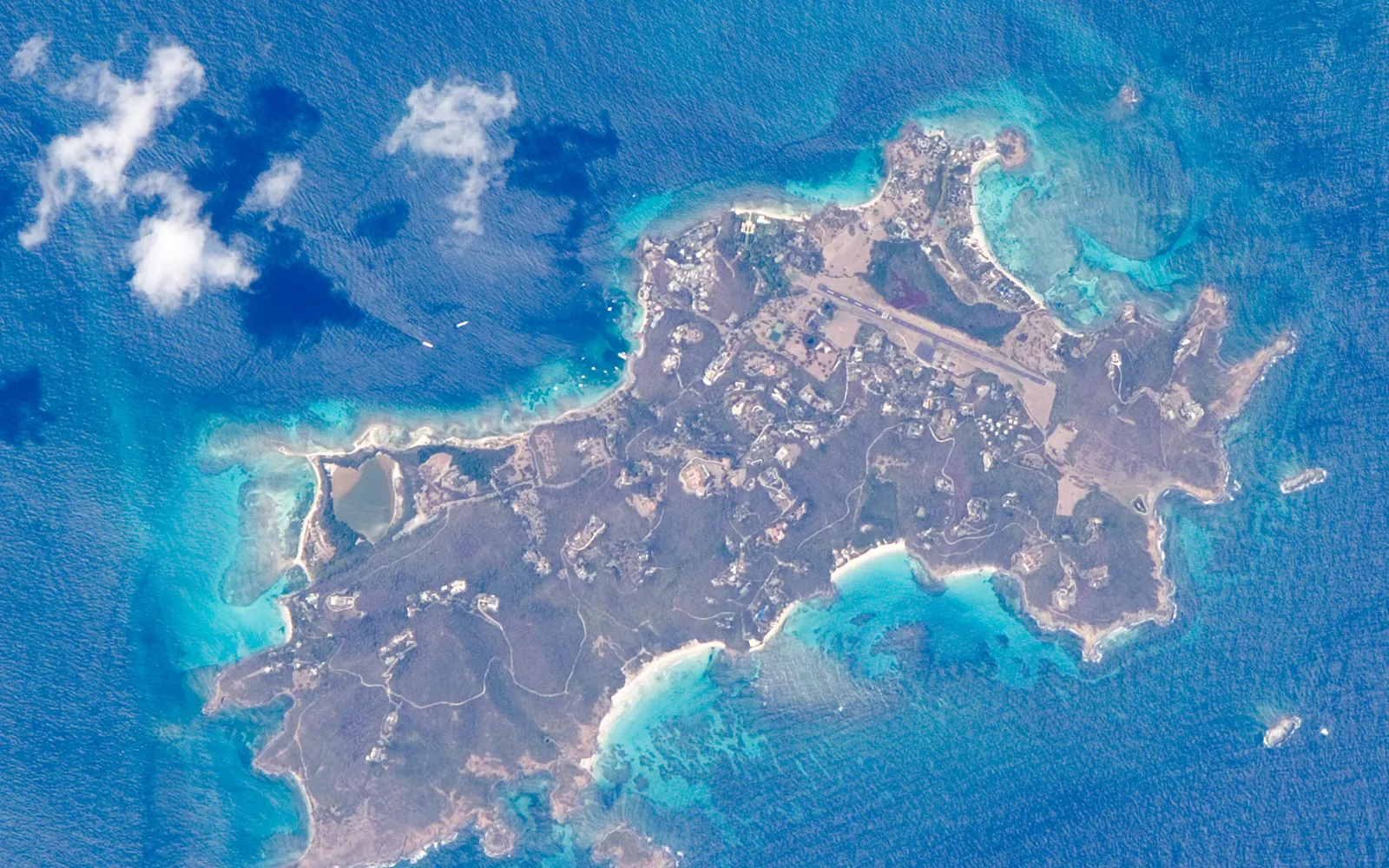 เกาะ Mustique เกาะส่วนตัวหรูในเกรนาดีนส์