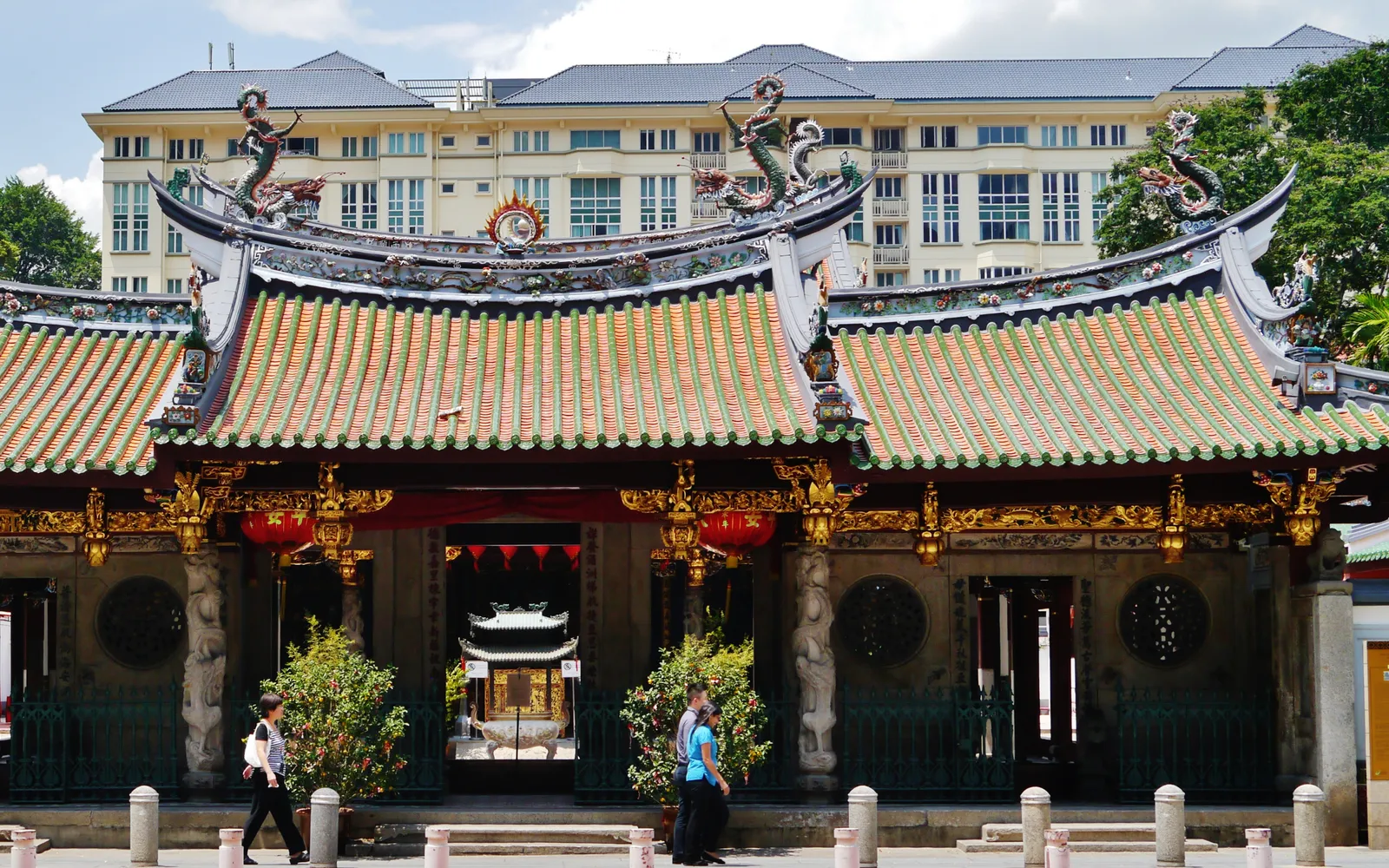 วัดเทียนฮกเก็งสถาปัตยกรรมจีนโบราณริมถนน Telok Ayer ย่านไชน่าทาวน์ สิงคโปร์