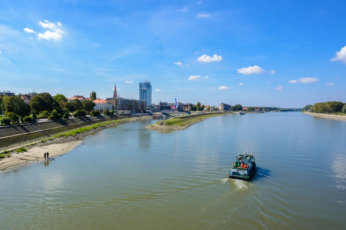 บรรยากาศย่านทาบอร์ (Tabor) ในมาริบอร์