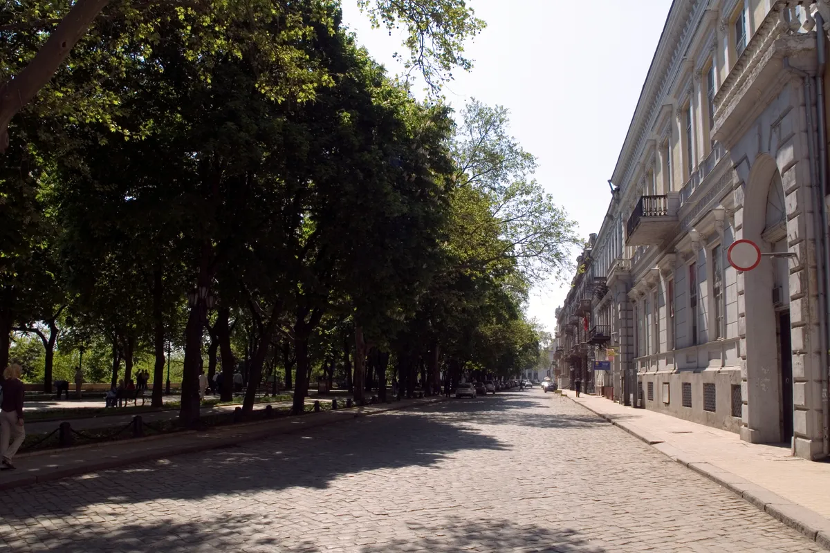 บรรยากาศย่านใจกลางเมือง / Primorsky ในโอเดสซา