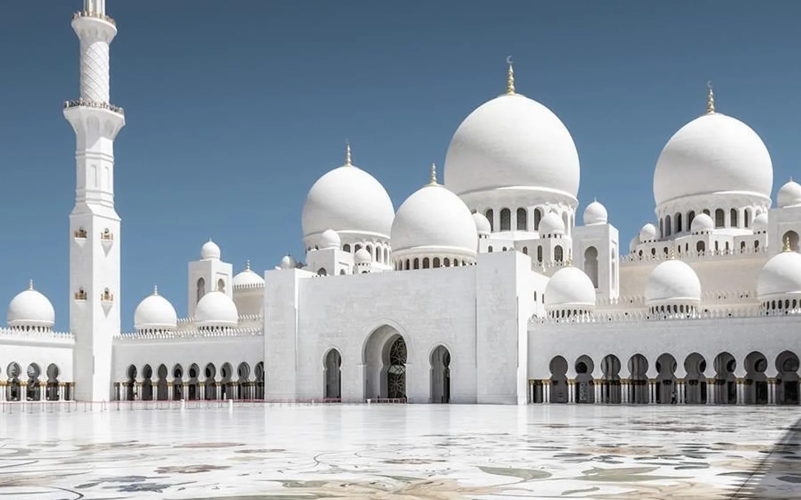 ที่เที่ยวอาบูดาบี 2026 — 10 จุดห้ามพลาดในเมืองหลวง UAE