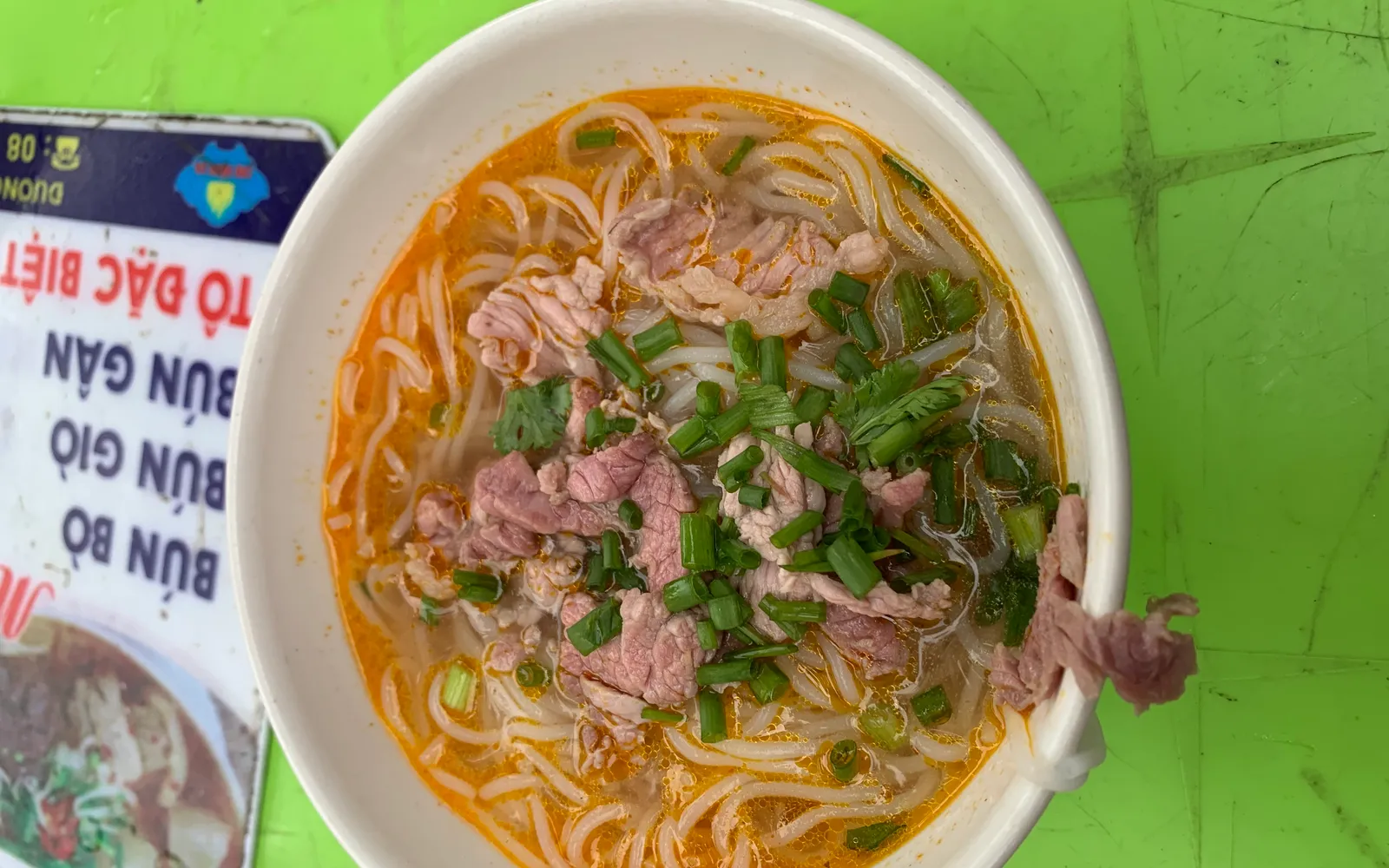 ของกิน/อาหารเว้ — จากข้าวต้มหอยจนถึงอาหารราชสำนัก