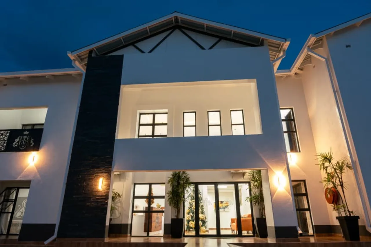 10 on Pauling Hotel — ภาพห้องพักและบรรยากาศ