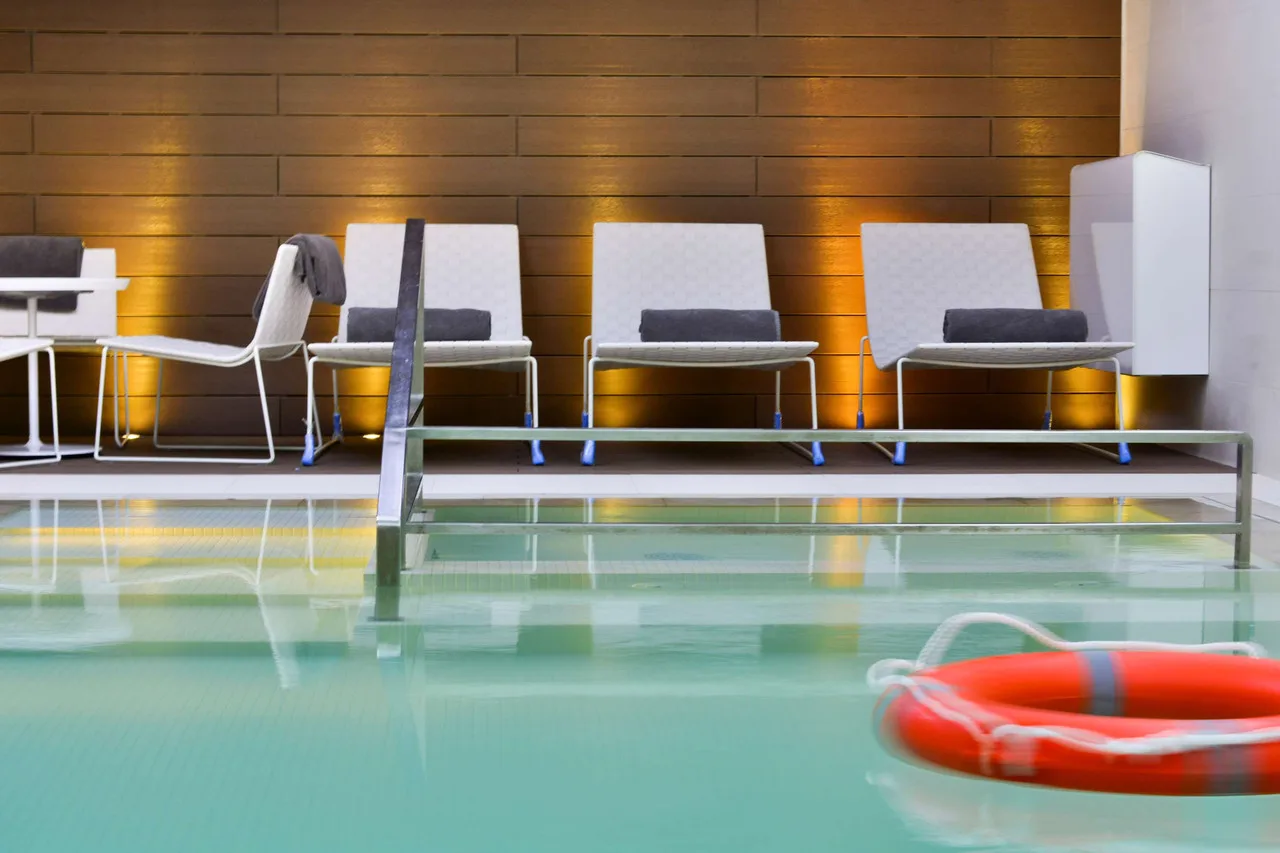 72 Hotel Sharjah — ภาพห้องพักและบรรยากาศ