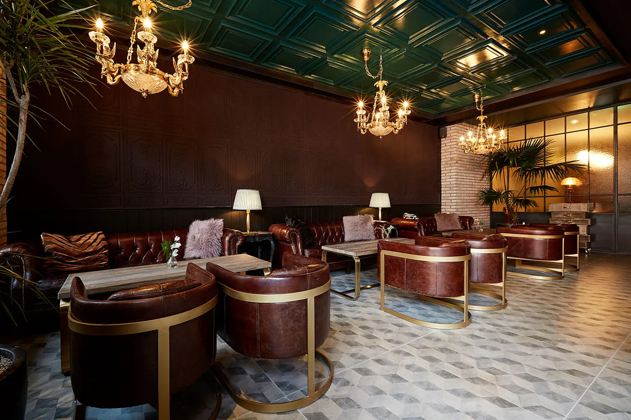 9 Brick Hotel — ภาพห้องพักและบรรยากาศ