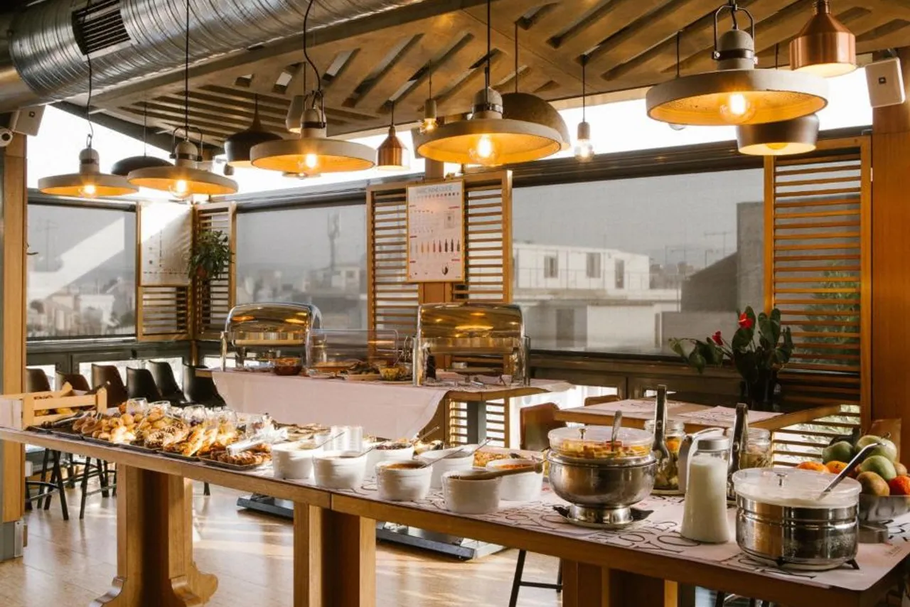A for Athens — rooms and atmosphere