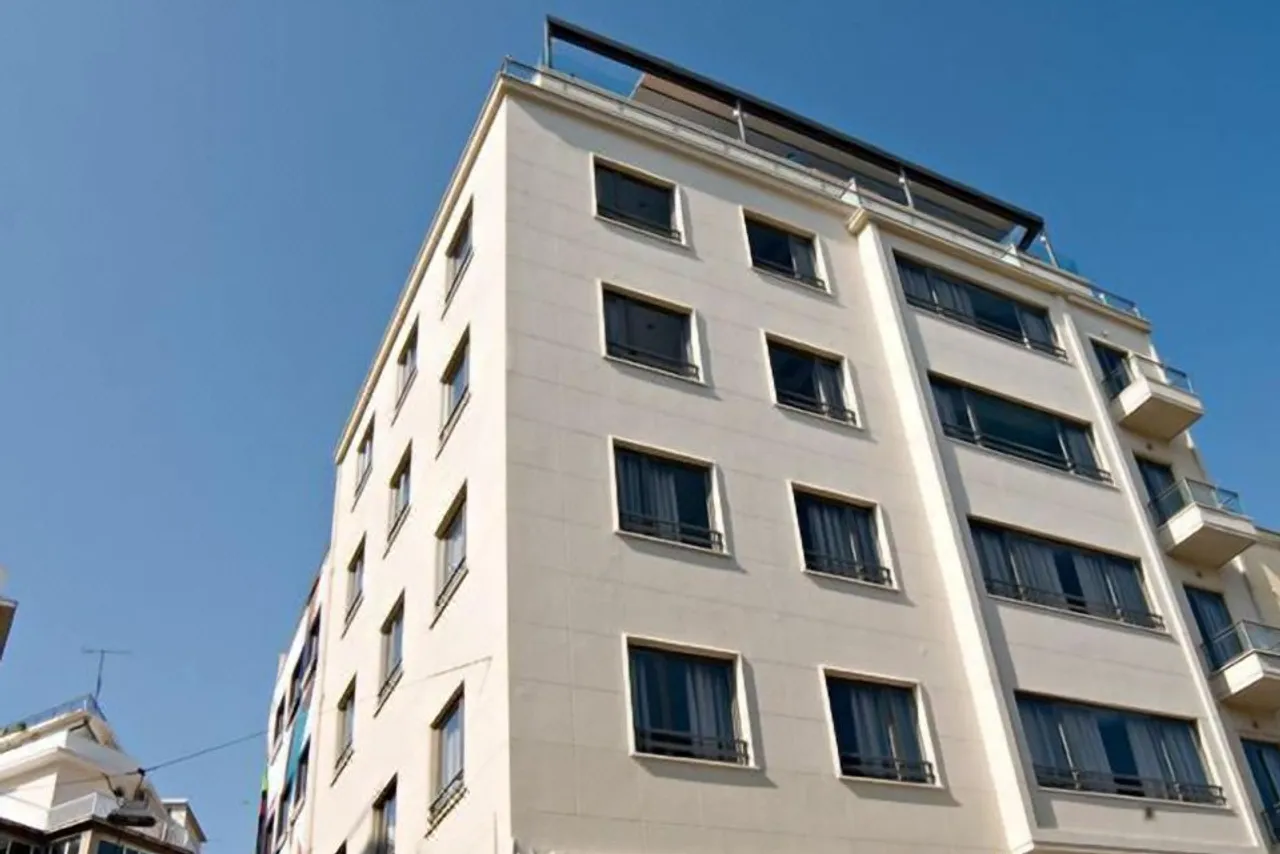 A for Athens — rooms and atmosphere