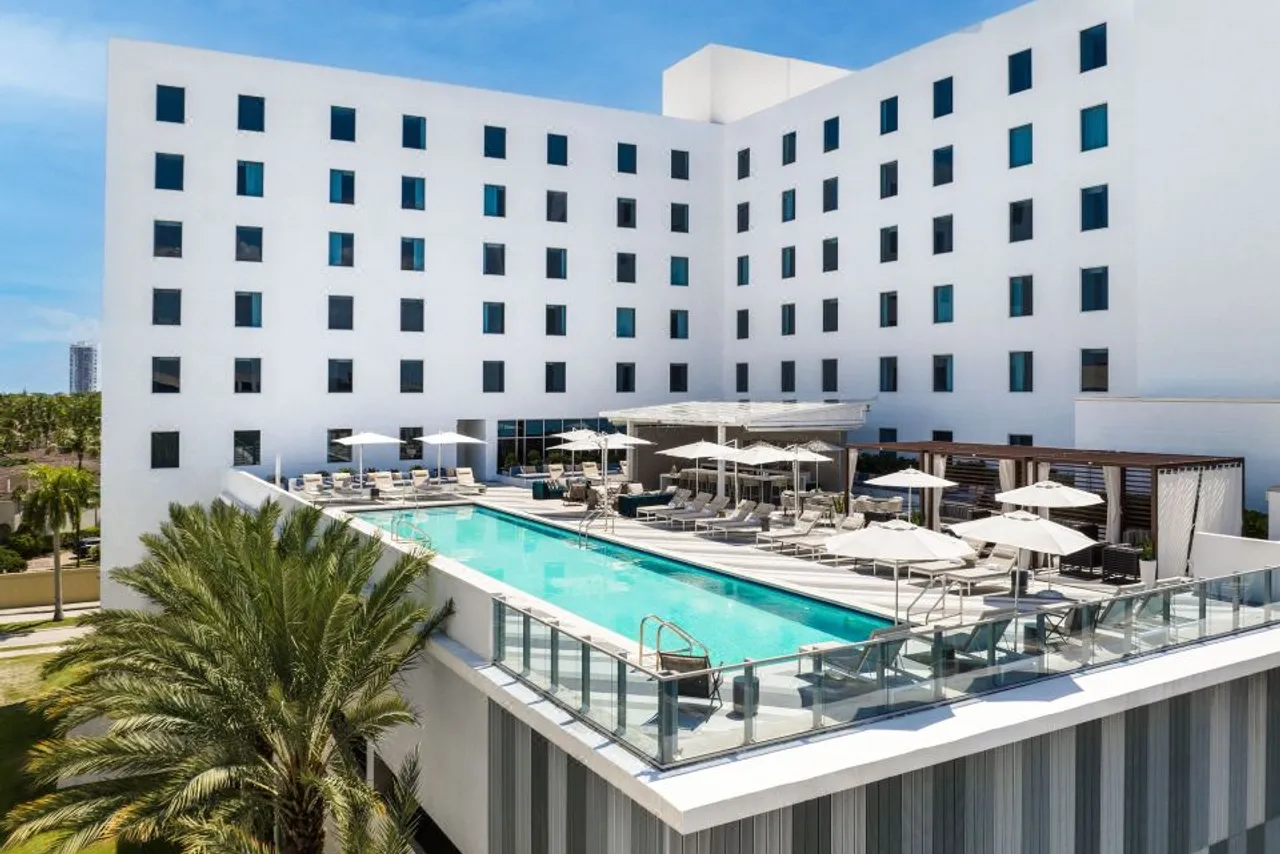 AC Hotel by Marriott Miami Aventura — ภาพห้องพักและบรรยากาศ