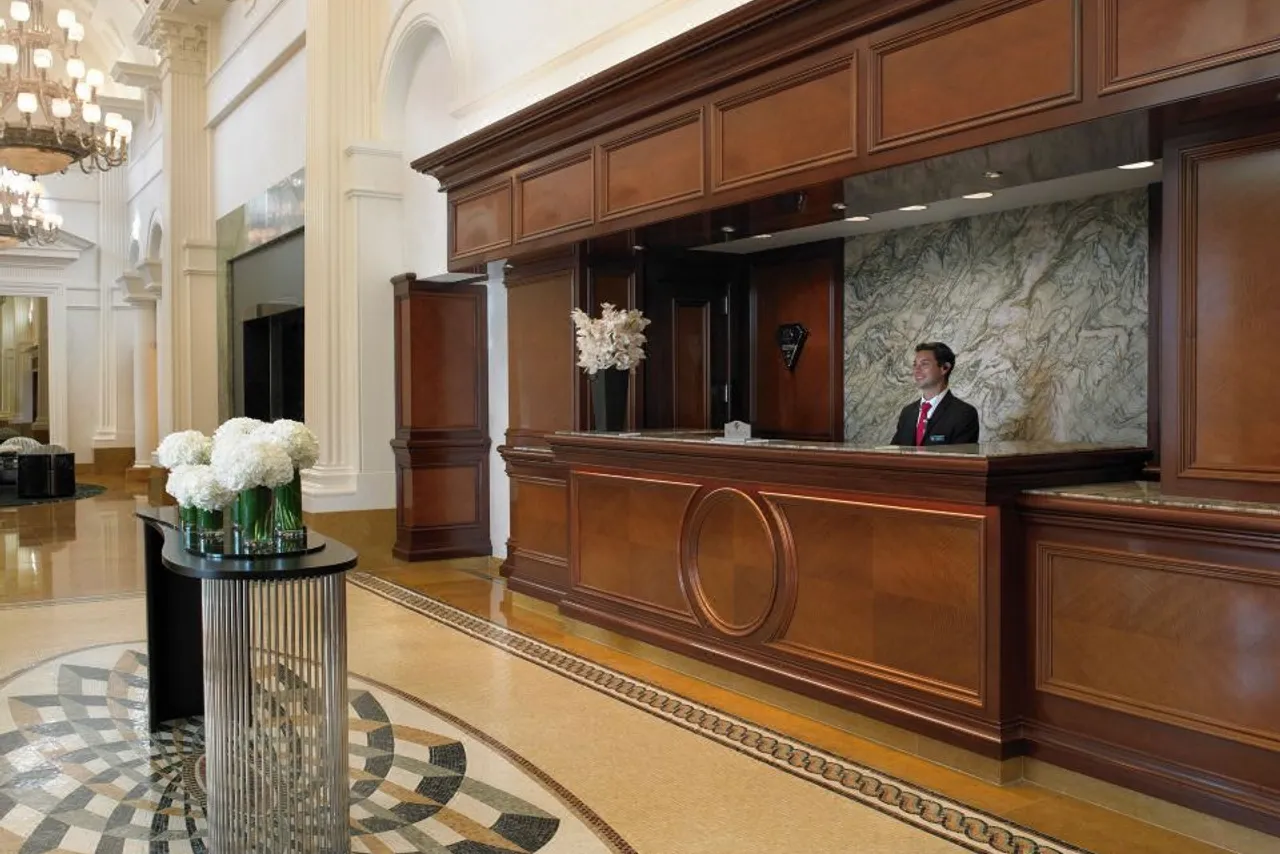 Acqualina Resort & Residences on the Beach — ภาพห้องพักและบรรยากาศ