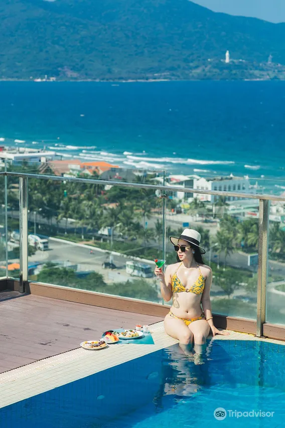 Adaline Hotel and Suite — rooms and atmosphere