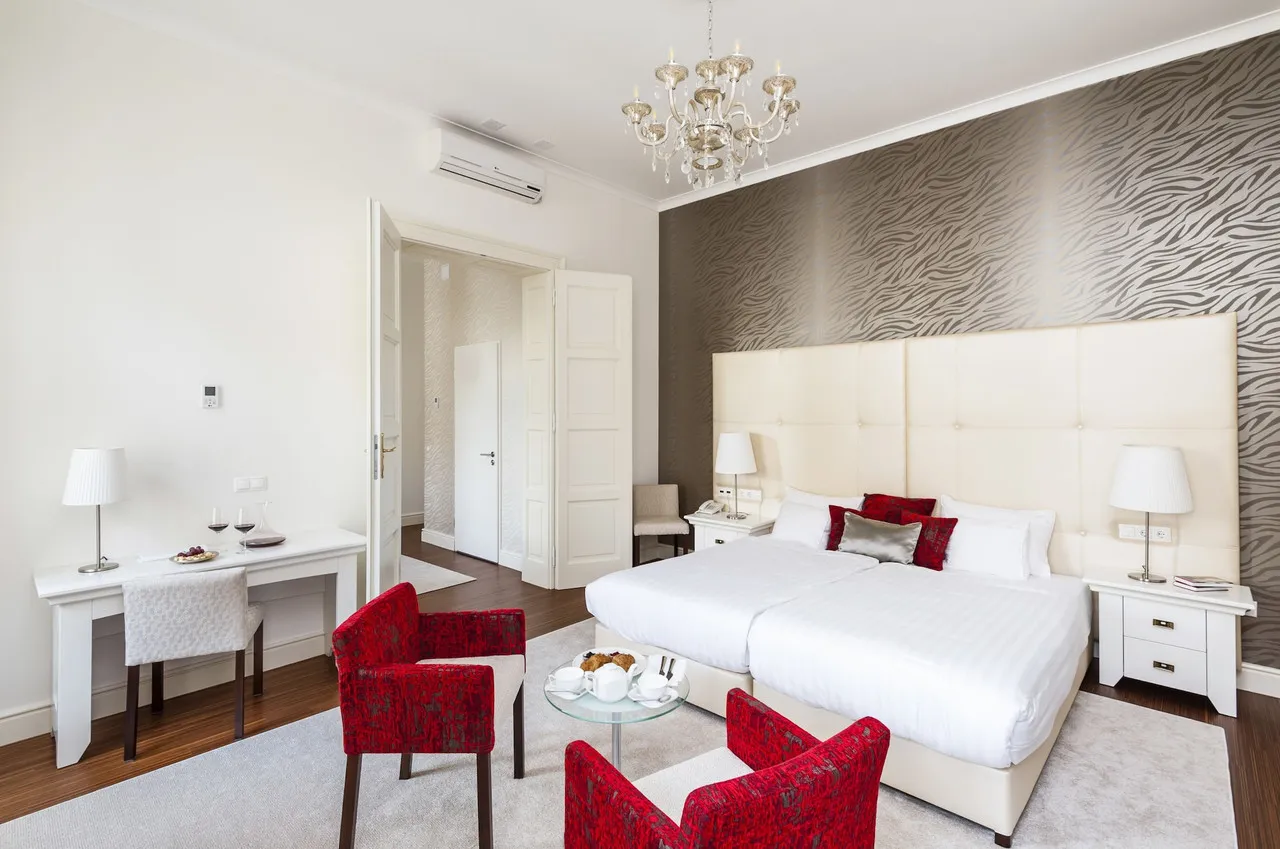 Adele Boutique Hotel — rooms and atmosphere