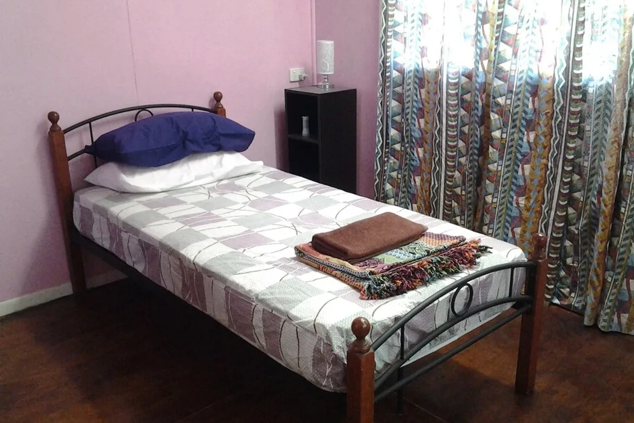 Airport Homestay — ภาพห้องพักและบรรยากาศ