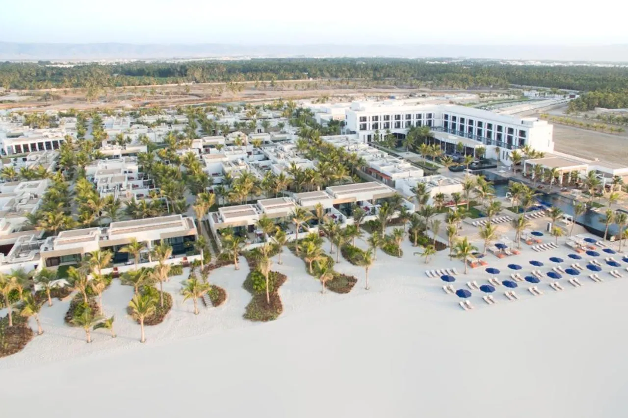 10 โรงแรมน่าพักใน Salalah โอมาน — รีสอร์ตริมหาดเมืองเขียวหน้าฤดู Khareef