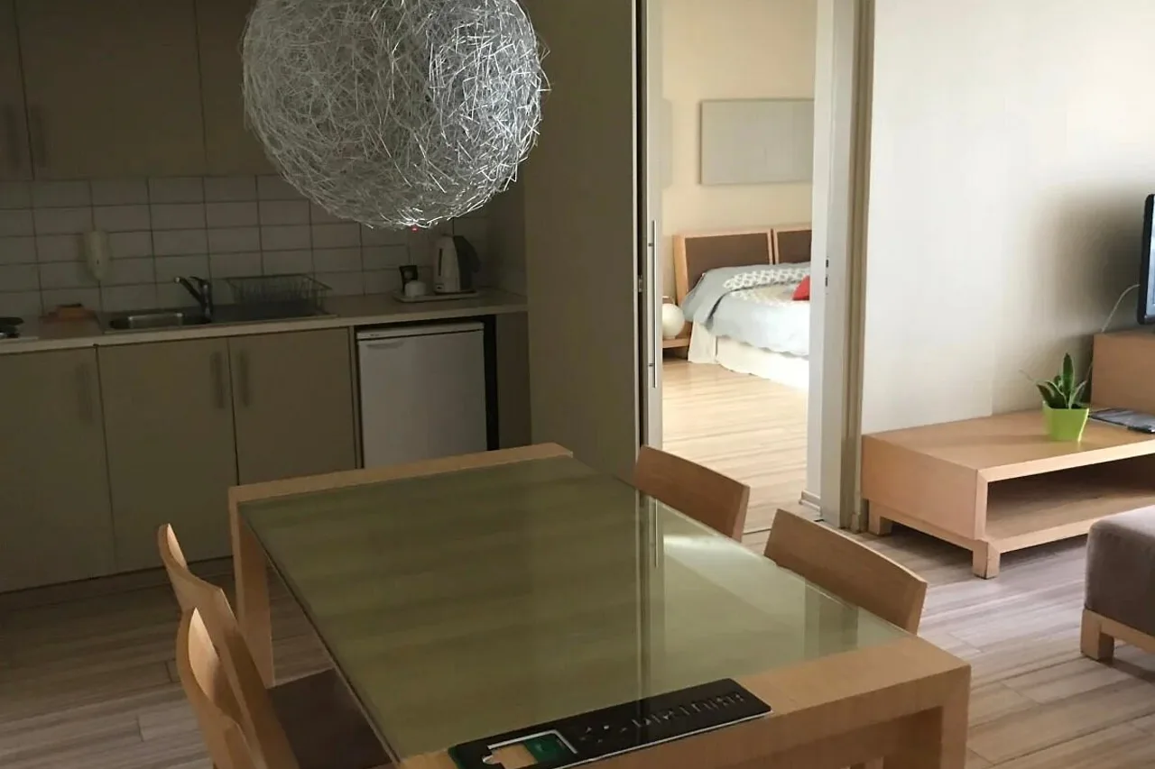 Almond Business Hotel — ภาพห้องพักและบรรยากาศ