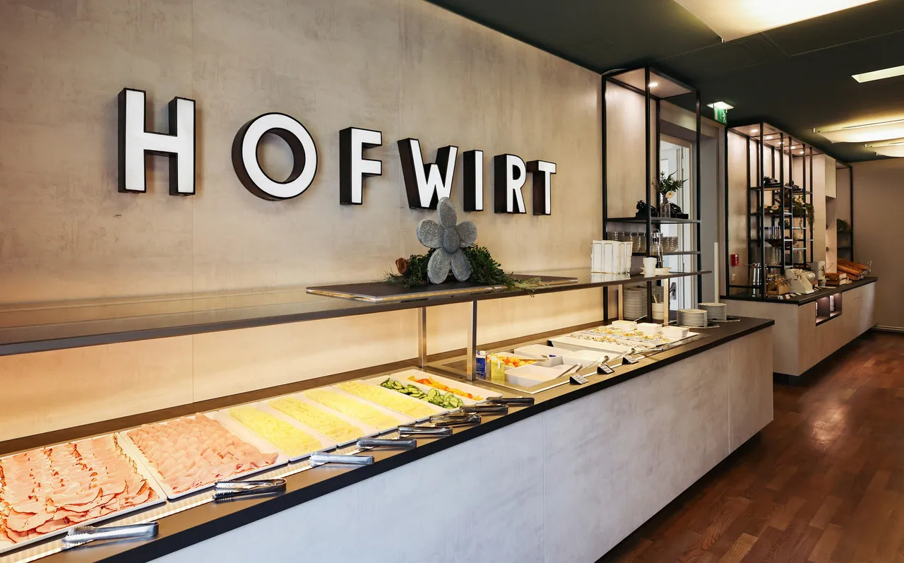 Altstadt Hotel Hofwirt — rooms and atmosphere