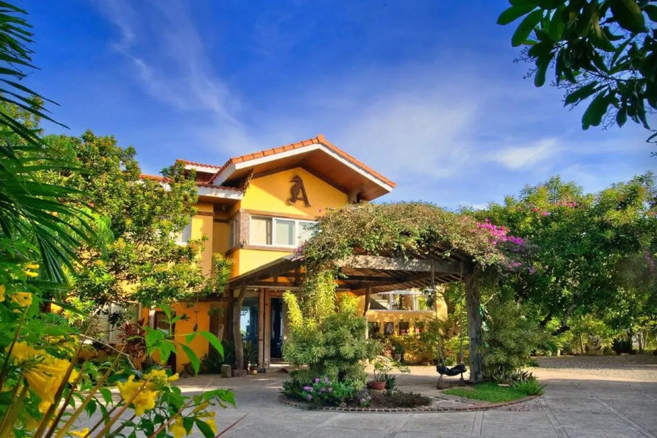 Amarela Resort — ภาพห้องพักและบรรยากาศ