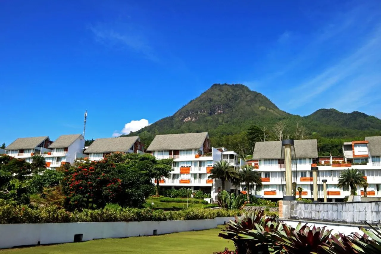 Amarta Hills Hotel and Resort — โรงแรมในมาลัง & ภูเขาไฟโบรโม