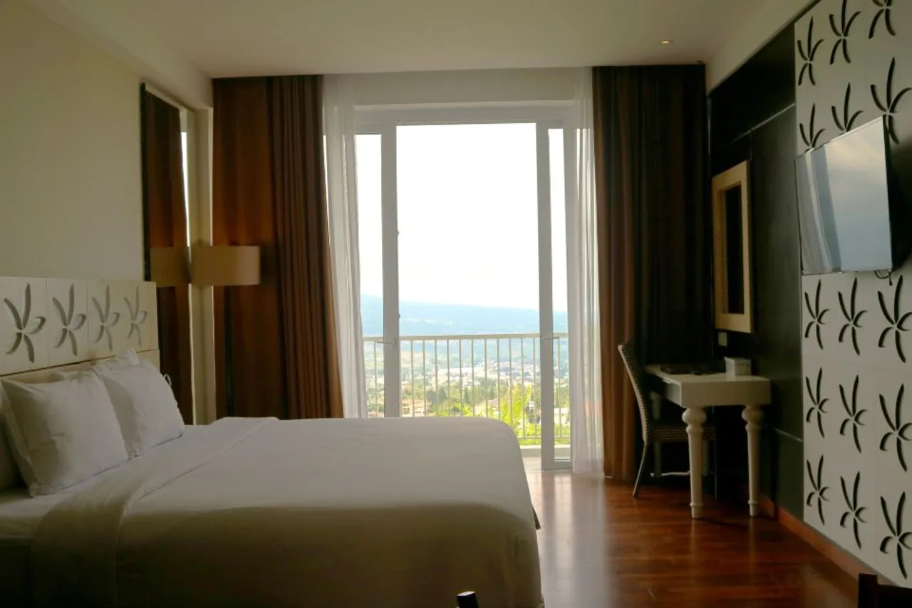 Amarta Hills Hotel and Resort — ภาพห้องพักและบรรยากาศ