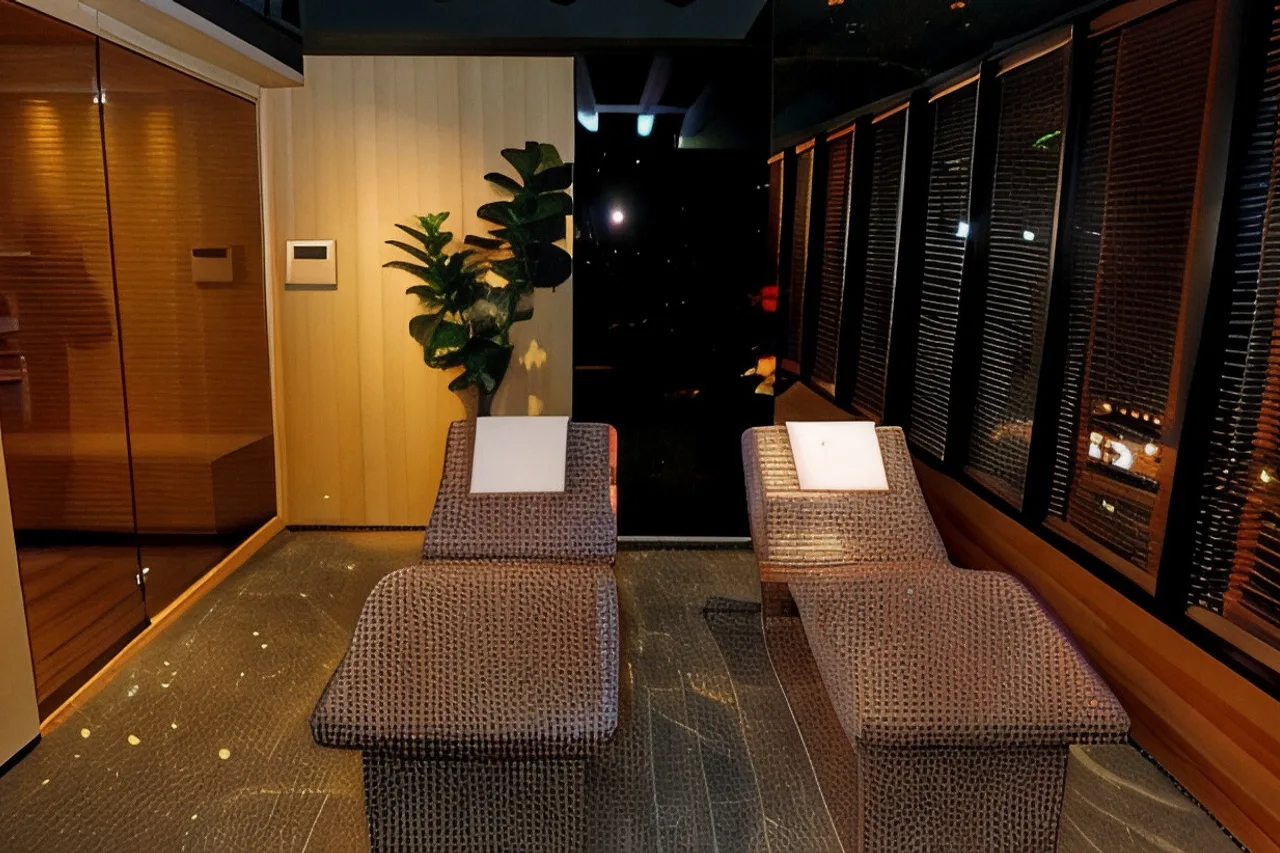 Ambasador Hotel — ภาพห้องพักและบรรยากาศ