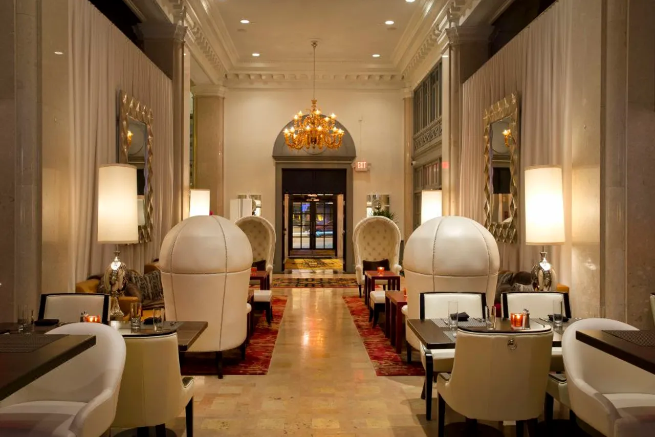 Ambassador Hotel Kansas City, Autograph Collection — ภาพห้องพักและบรรยากาศ