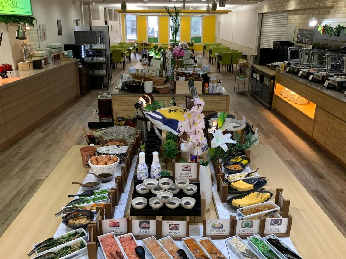 ANA Holiday Inn Sapporo Susukino — rooms and atmosphere