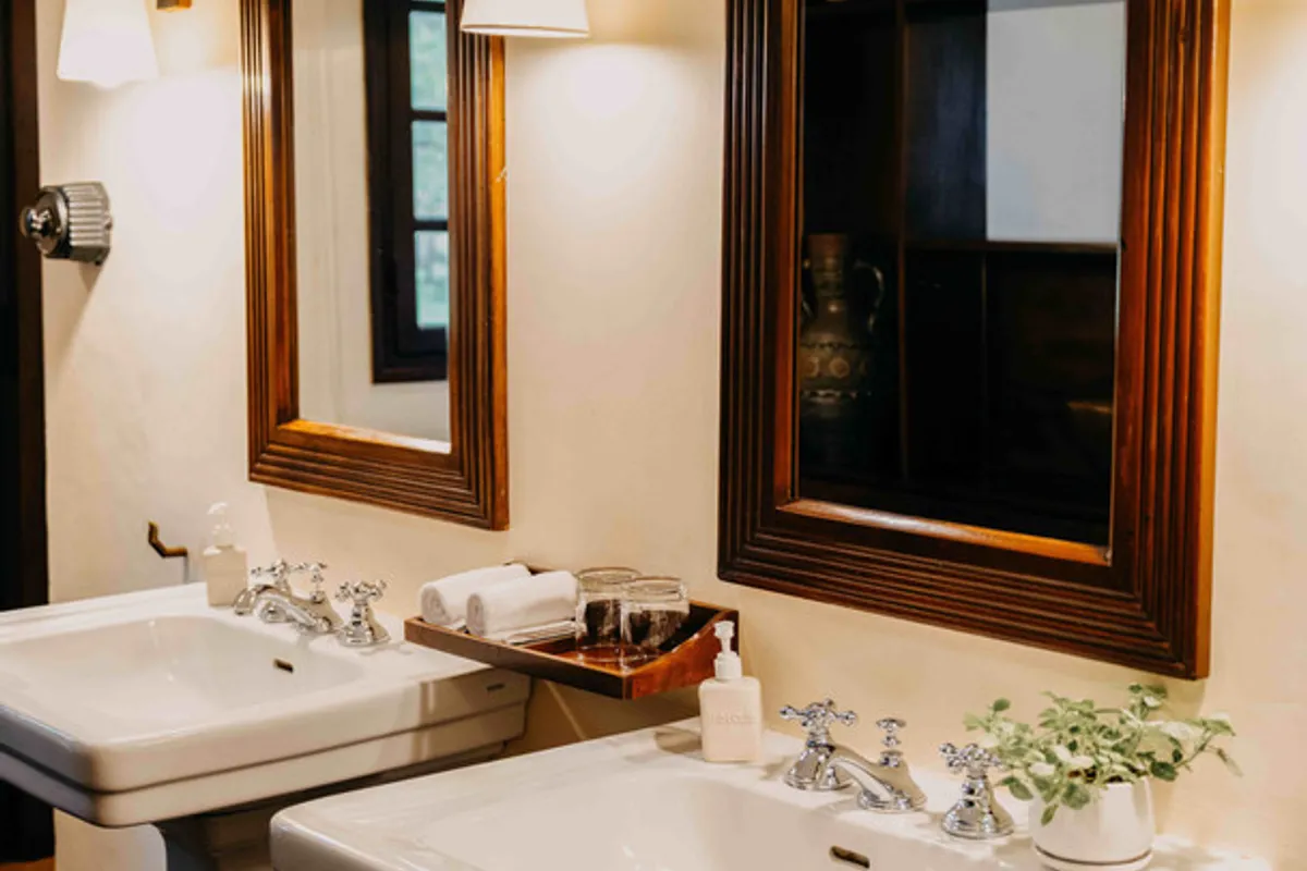 Ana Mandara Villas Dalat Resort & Spa — rooms and atmosphere