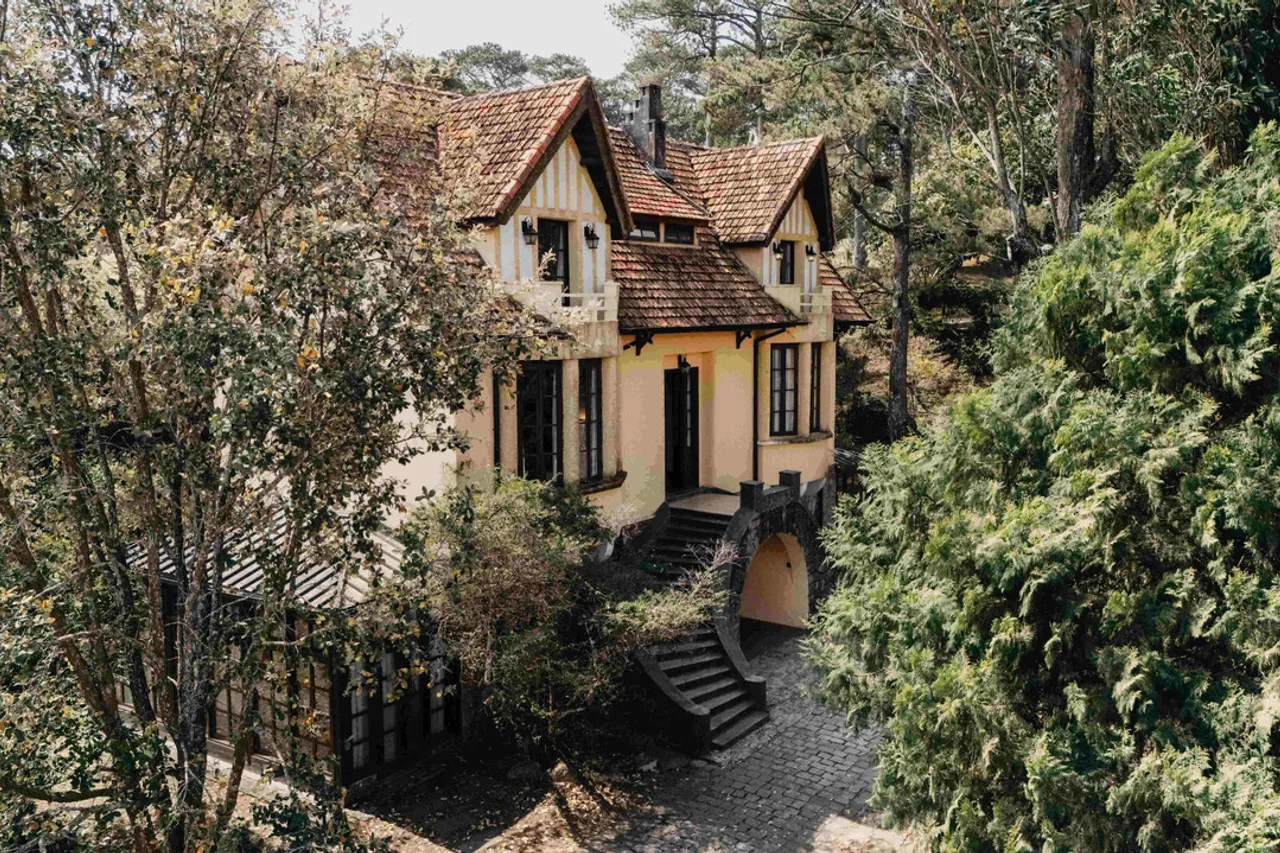 Ana Mandara Villas Dalat Resort & Spa — rooms and atmosphere