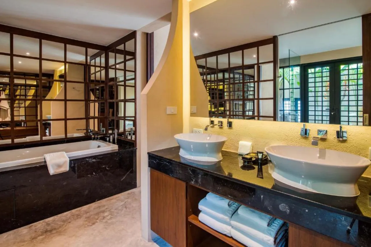 Anantasila Villa by the Sea Hua Hin — rooms and atmosphere