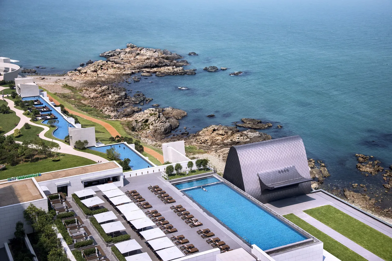 Ananti at Busan Cove — rooms and atmosphere