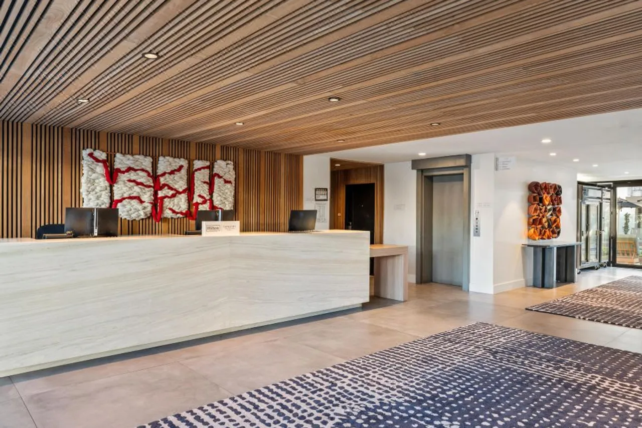 The Anthem Los Angeles Stadium District, Tapestry Collection by Hilton — ภาพห้องพักและบรรยากาศ