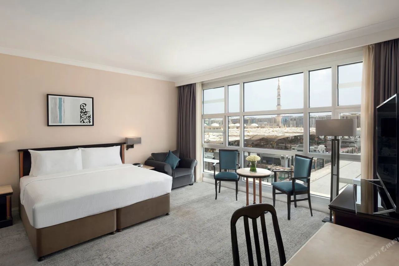 Anwar Al Madinah Movenpick Hotel — เมดินา