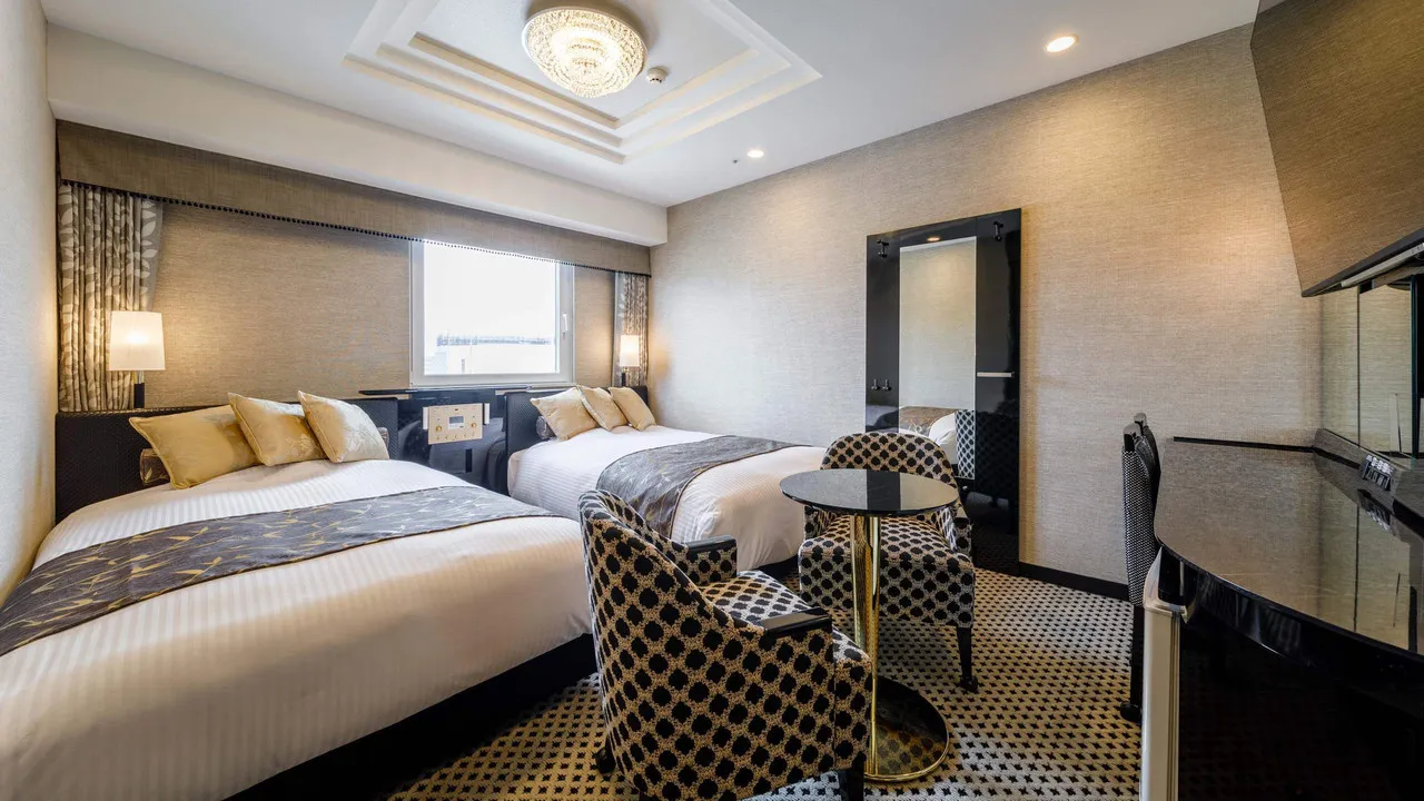 APA Hotel Hakata Ekimae — rooms and atmosphere