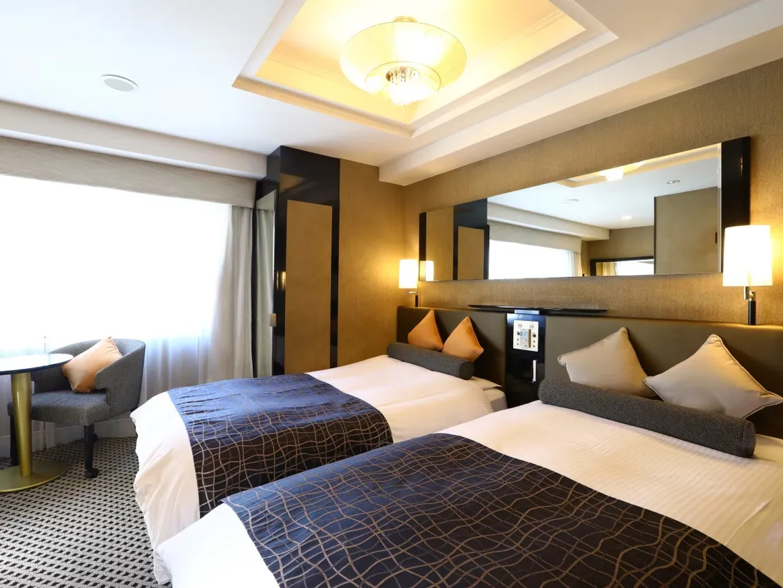 APA Hotel Roppongi-Ekimae — rooms and atmosphere